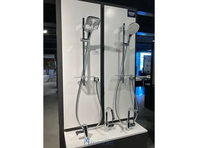 3 diverse mengkranen grohe - afbeelding 1 van  5