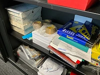3 diverse metalen dossierkasten - afbeelding 8 van  11