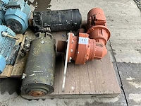 3 diverse motoren aeg ampe 132m - afbeelding 1 van  9