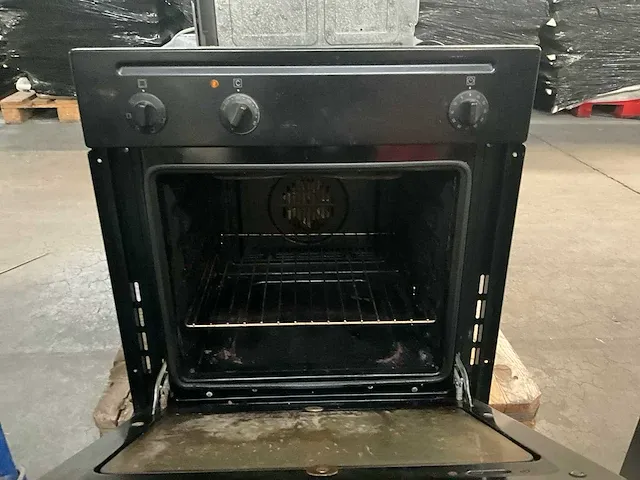 3 diverse ovens euromax, bosch en ariston - afbeelding 10 van  11