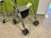 3 diverse rollators - afbeelding 5 van  10