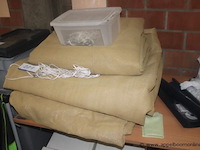 3 diverse schaduwdoeken - afbeelding 1 van  1