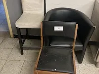 3 diverse stoelen - afbeelding 1 van  4