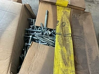 3 dozen bouten - afbeelding 4 van  6