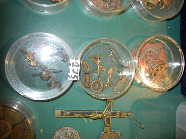 3 dozen embleems - afbeelding 1 van  1