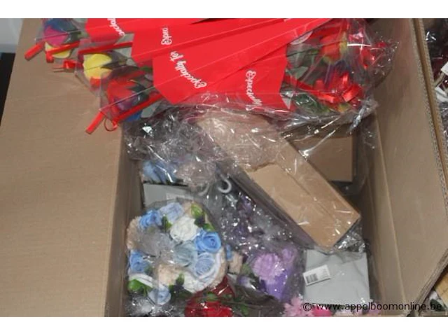 3 dozen inh diverse namaakbloemen - afbeelding 2 van  3