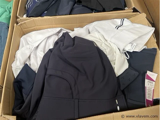 3 dozen, inh. partij div. kleding - afbeelding 2 van  4