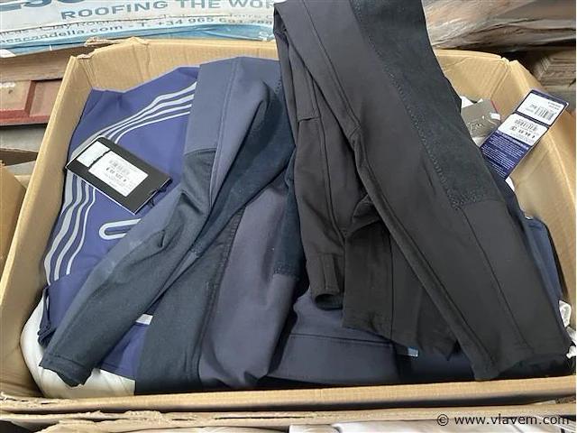 3 dozen, inh. partij div. kleding - afbeelding 3 van  4