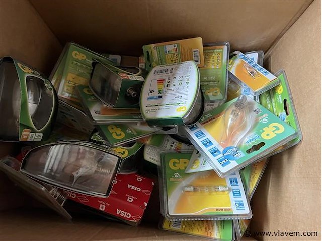 3 dozen, wo. inh. led's makita, lampjes gp enz. - afbeelding 4 van  4