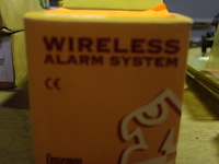 3 draadloze alarmsystemen en 2 rookmelders - afbeelding 2 van  2