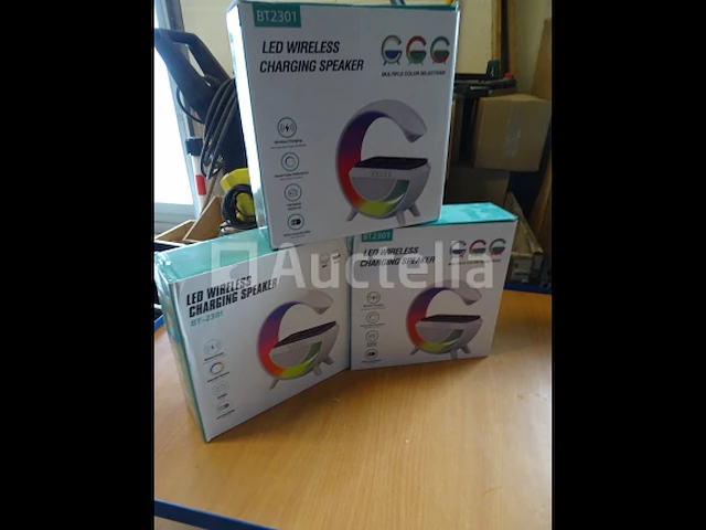 3 draadloze radio's multicolor oplader bt2301 - afbeelding 5 van  8