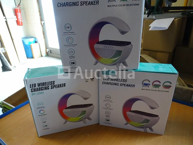 3 draadloze radio's multicolor oplader bt2301 - afbeelding 1 van  8