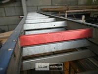 3-dubbele aluminium ladder - afbeelding 4 van  4