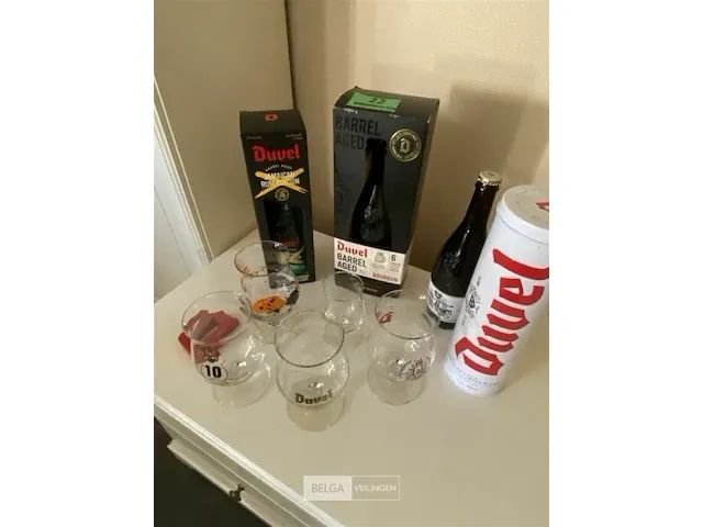 3 duvelflessen met glazen - afbeelding 1 van  2