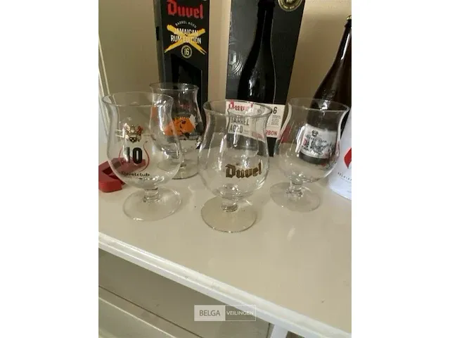 3 duvelflessen met glazen - afbeelding 2 van  2