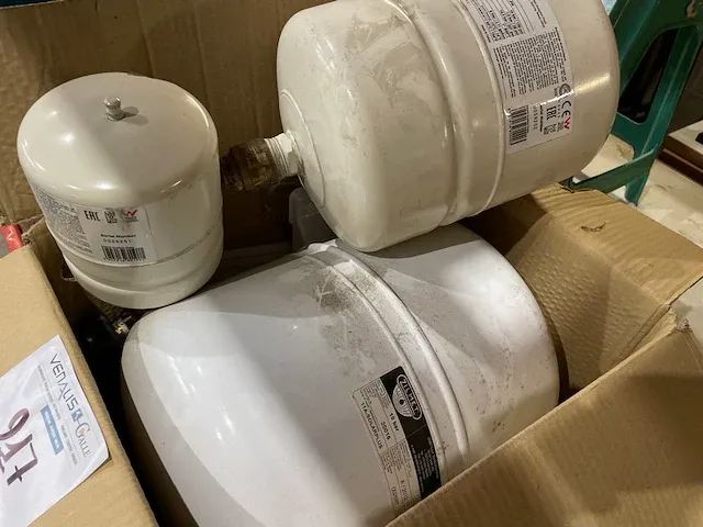 3 expansievaten - afbeelding 1 van  4