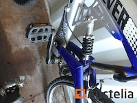 3 fietsen - afbeelding 2 van  19