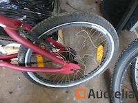 3 fietsen - afbeelding 1 van  19