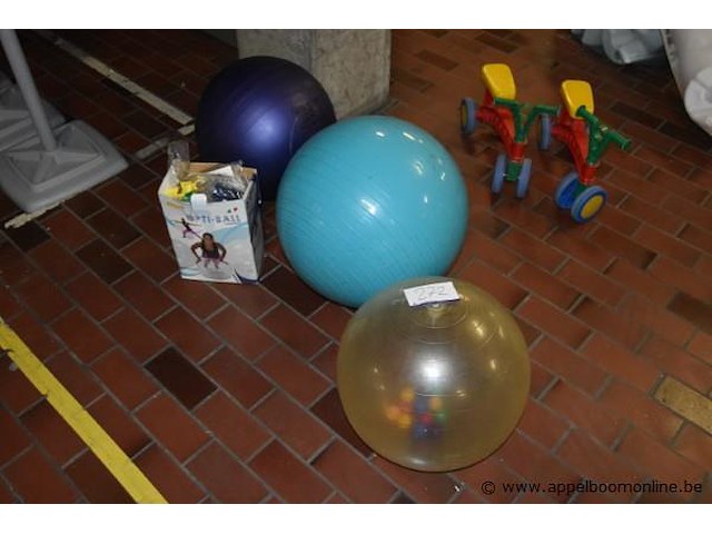 3 fitnessballen - afbeelding 1 van  1