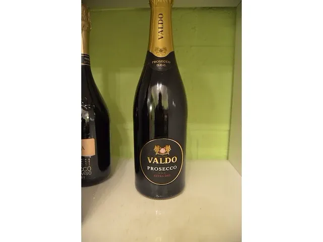3 fl. mvsa non alcoholic sparkling 75cl, 2 fl. cava roger danoia 75cl, 2 fl. cava roger danoia brut 75cl, 2 fl. prosecco valdo extra dry 75cl, 2 fl. prosecco terra serena extra dry 75cl , 4 fl. munt siroop - afbeelding 5 van  7