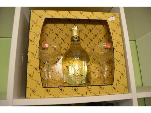 3 fl. mvsa non alcoholic sparkling 75cl, 2 fl. cava roger danoia 75cl, 2 fl. cava roger danoia brut 75cl, 2 fl. prosecco valdo extra dry 75cl, 2 fl. prosecco terra serena extra dry 75cl , 4 fl. munt siroop - afbeelding 7 van  7