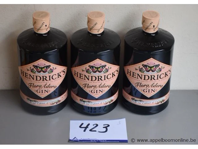 3 flessen à 70cl gin hendricks 43,4% - afbeelding 1 van  2