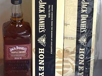 3 flessen à 70cl whiskey jack daniels 2x tennesse honey 1x triplemash 40% - afbeelding 1 van  3