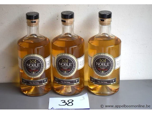 3 flessen à 70cl whiskey noble elite drinks 40% - afbeelding 1 van  2