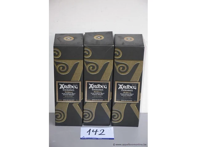 3 flessen à 70cl whisky ardbeg uigeadail 54,2% - afbeelding 1 van  2