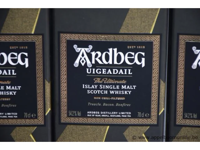 3 flessen à 70cl whisky ardbeg uigeadail 54,2% - afbeelding 2 van  2