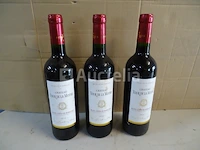3 flessen blaye-côtes château tour de la mothe 2015 - afbeelding 1 van  4