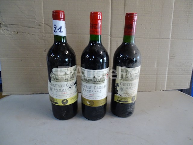 3 flessen bordeaux château gazeau 1993-1994 (zie details) - afbeelding 1 van  7