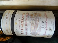 3 flessen bordeaux graves de vayres château la caussade 2010 - afbeelding 2 van  8