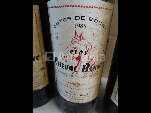 3 flessen côtes de bourg clos du cheval blanc 1985 - afbeelding 3 van  6