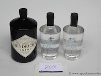 3 flessen divers gin