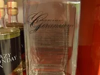 3 flessen geranium dry gin 70cl, 2 flessen crazy monday gin barrel aged 50cl, 4 flessen crazy monday gin 50cl (625,626,627) - afbeelding 3 van  5