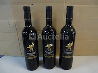 3 flessen montepulciano d'abruzzo doc 2009 - afbeelding 1 van  3