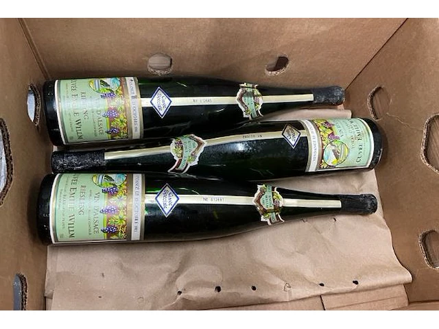 3 flessen riesling cuvée emile willm, 1981 - afbeelding 2 van  2