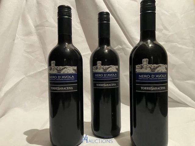 3 flessen wijn nero d'avola - afbeelding 1 van  4
