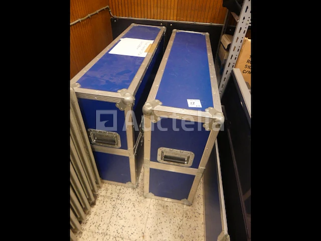 3 flightcases met 2 schermen - afbeelding 4 van  6