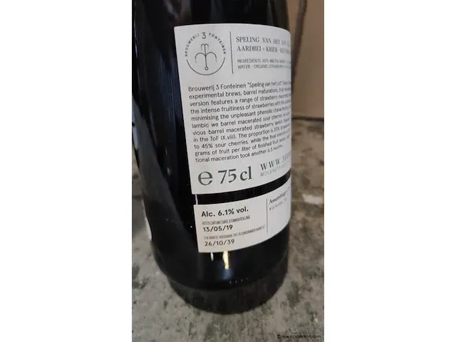 3 fonteinen speling van het lot 17/18 & 18/19 75cl - afbeelding 6 van  7