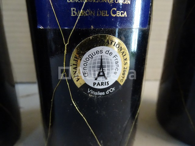 3 genummerde flessen valdepenas baron del cega 1999 - afbeelding 4 van  4
