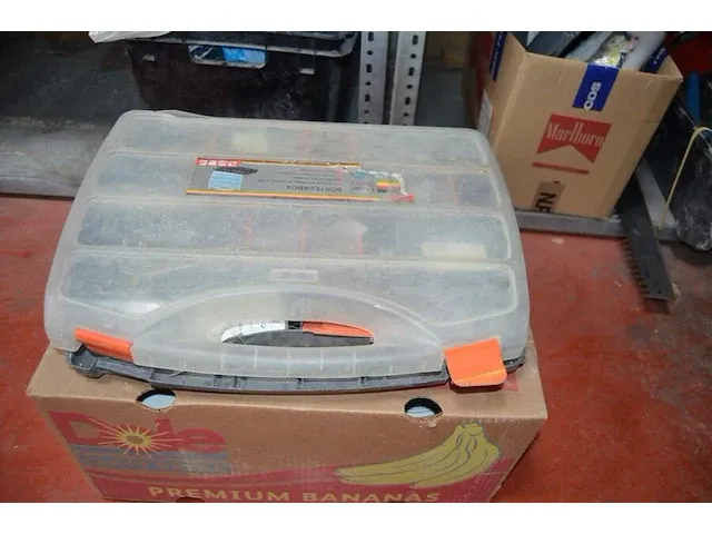 3 gereedschapskoffers met klein handgerief (12) - afbeelding 9 van  11