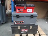 3 gereedschapskoffers - afbeelding 1 van  4