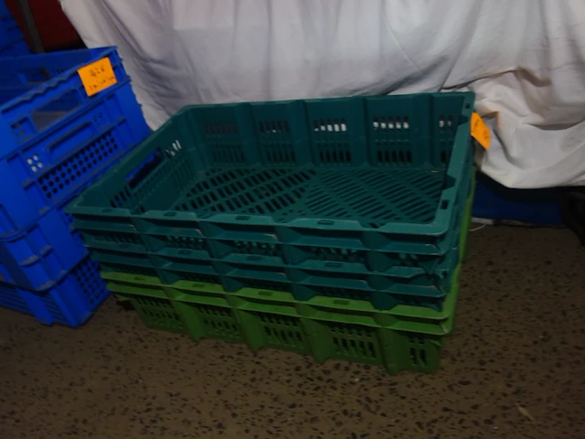 3 groene stapelbakken - afbeelding 1 van  1
