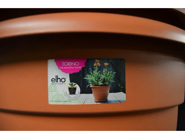 3 grote bloempot elho: 2x35 liter + 1 x 60 liter kleur terracotta - afbeelding 2 van  3