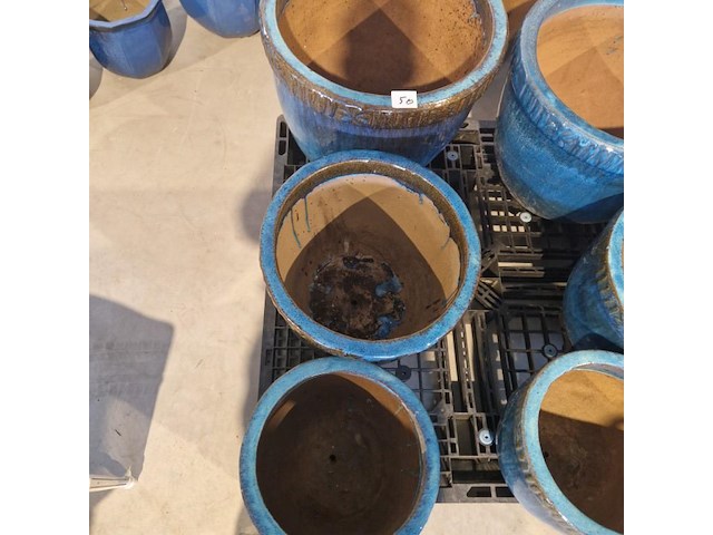 3 grote bloempotten - afbeelding 1 van  2