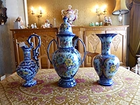 3 handgeschilderde blauwe vazen