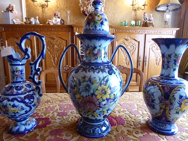 3 handgeschilderde blauwe vazen - afbeelding 3 van  7