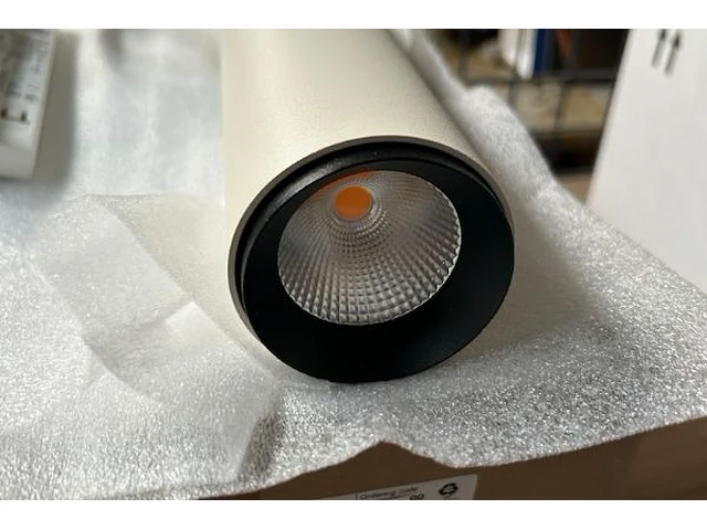 3 hanglampen - afbeelding 2 van  4